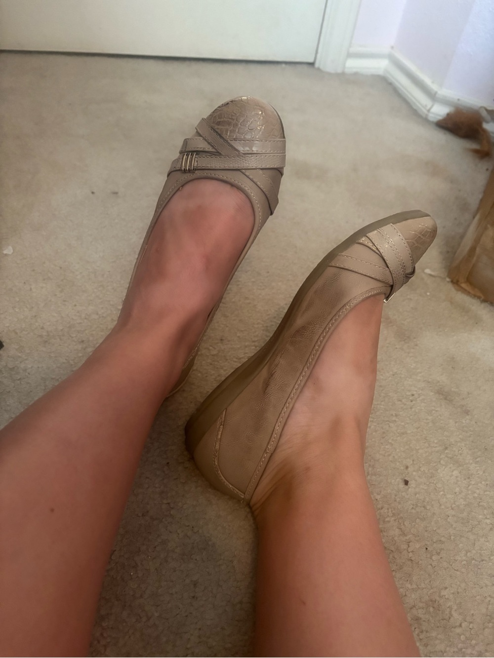 Classic Beige Women's Ballet Flats well loved smelly